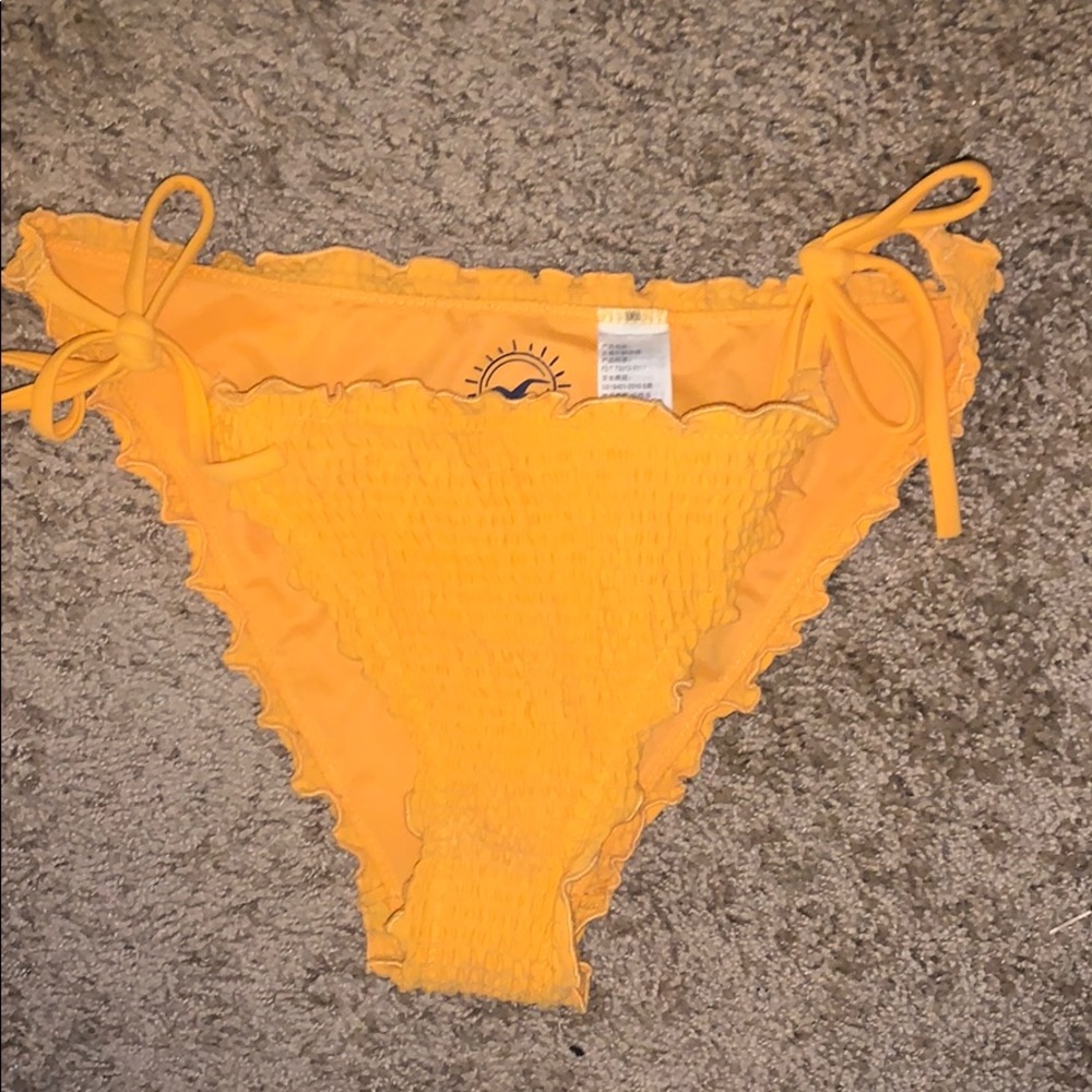 Hollister bikini bottoms!